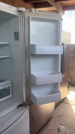 Nice refrigerator 3 months warranty