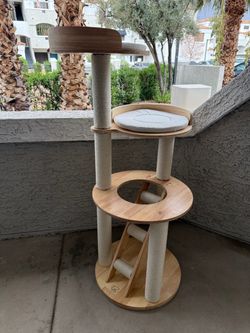 Brand New Cat Tree 🐈