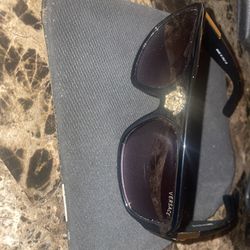 Versace Sunglasses for Sale in The Bronx, NY - OfferUp