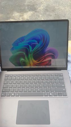 Snapdragon (R) X -12 core X1E80100