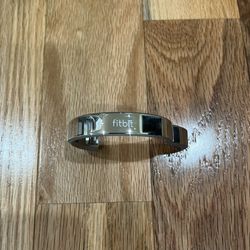 Silver Fitbit Band 