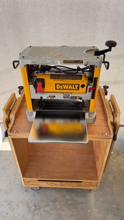 Dewalt DW734 bench planer