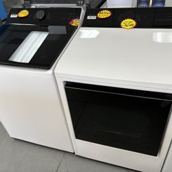 Large‼️5.5 cu.ft Washer and 7.4 cu.ft Electric Dryer 