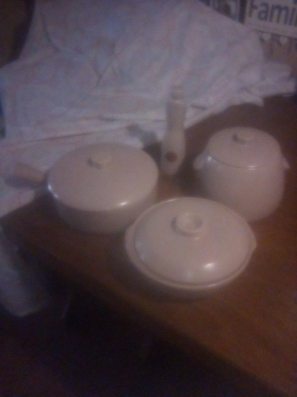 Beautiful Handcrafted La Solana Pottery Set