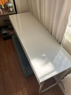 White dressing table