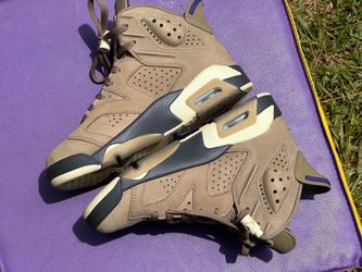 Size 5.5  Women's Nike Air Jordan 6 Retro GORE-TEX in "Brown Kelp".