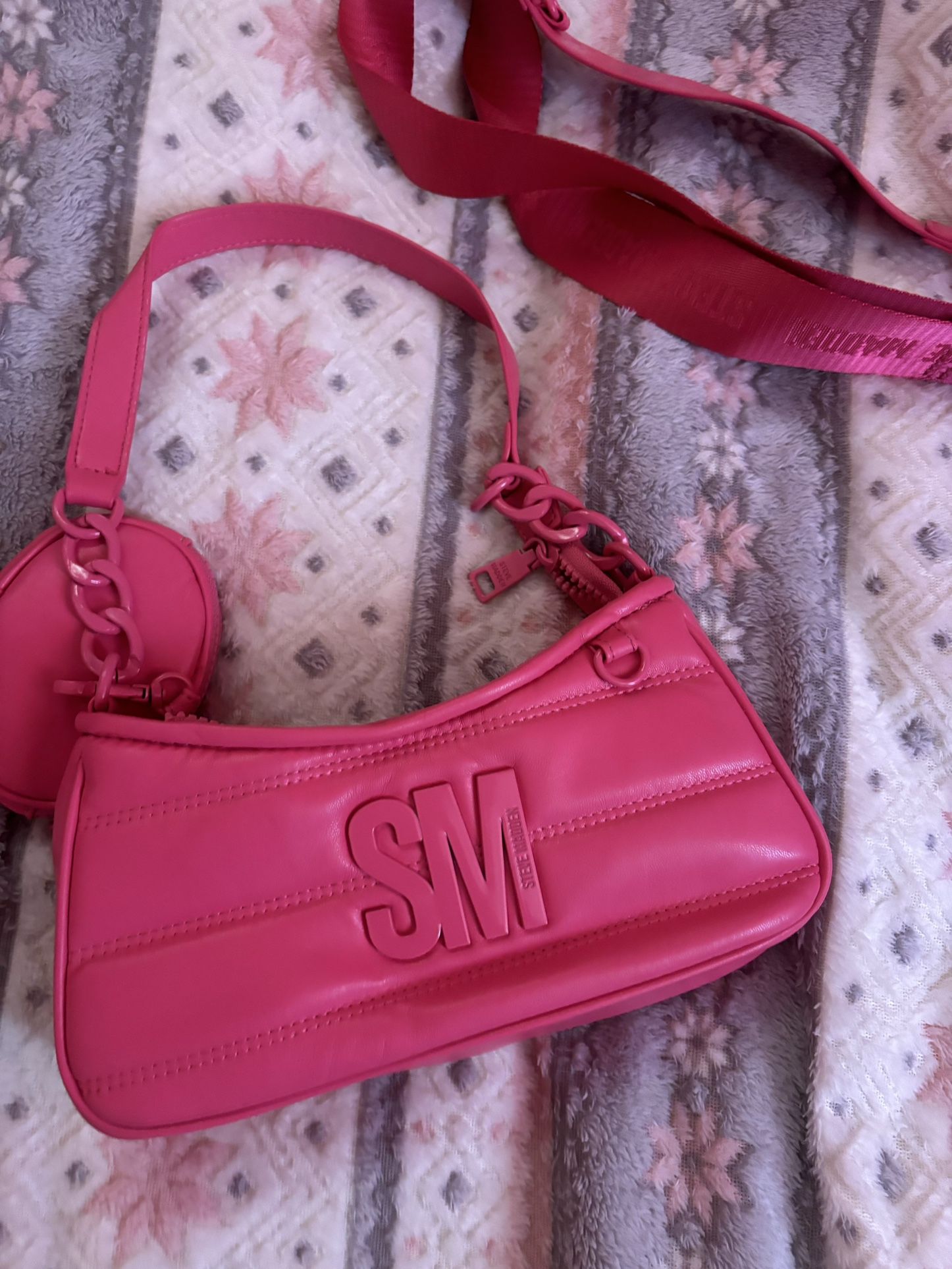 pink steve madden purse 