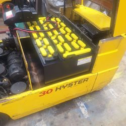 Forklift Batteries 