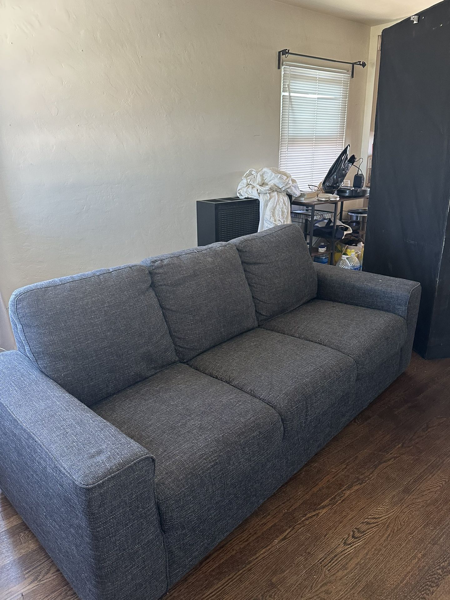 Used couch 3 Seater