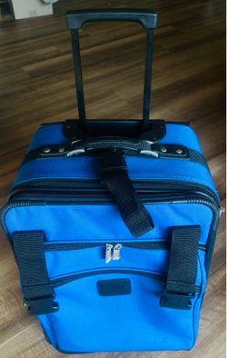Jeep Expandable Rolling Carry-On Luggage – Heavy Duty, Large Capacity, Like New