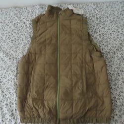 fp movement by free people green vest  L NWT $108.00