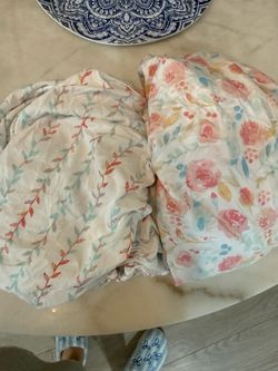 2 crib sheets