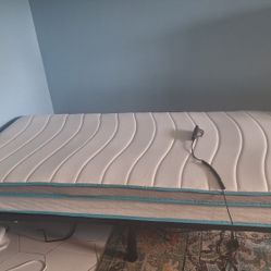 Adjustable Single Bed Frame/Mattress
