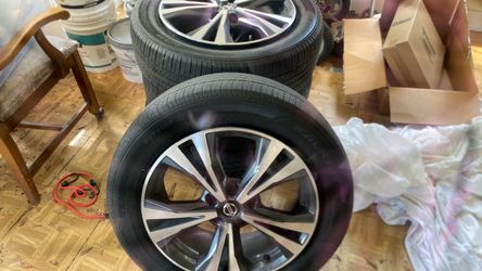 Nissan rims 18 inch obo