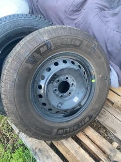 265/70/18 toyota truck