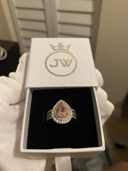 925 sterling silver pear shaped ring (size 6)