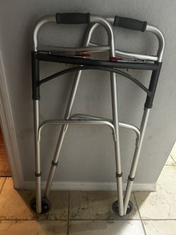 Like New Walker