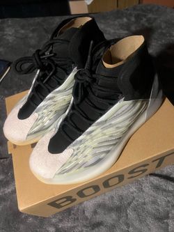 Adidas Yeezy Shoe
