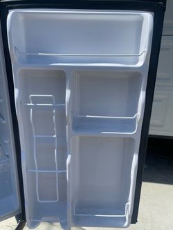 Mini refrigerator