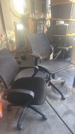 Rolling chair