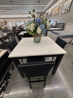 5 PC DINING TABLE
