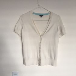 Talbots short sleeve sweater cardigan P pre loved, color in off white cream, in great condition, never wear