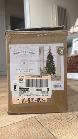 Wondershop 6ft Slim Virginia Pine Lit Tree