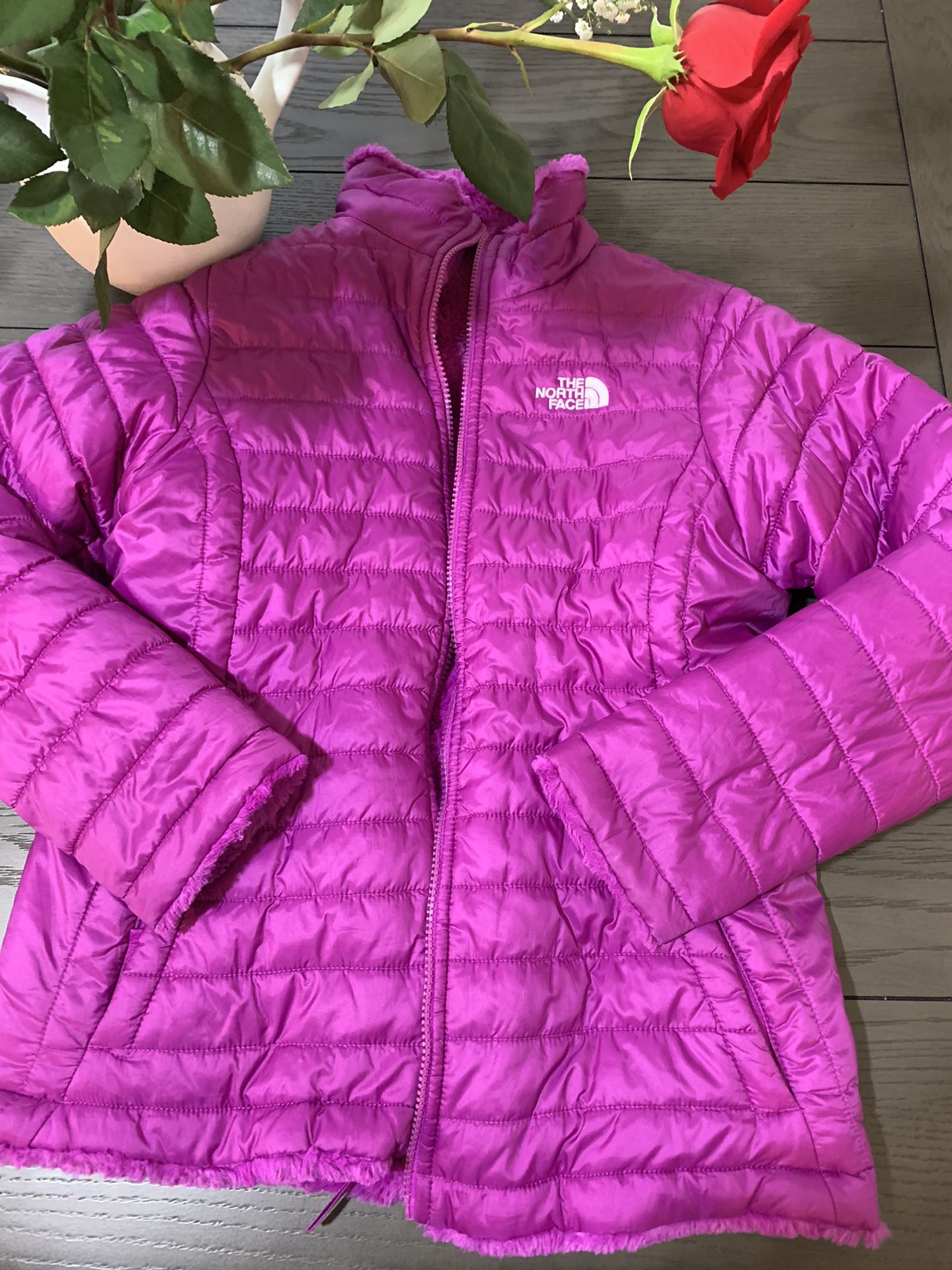 north face jacket like new sz14 kids or small womens