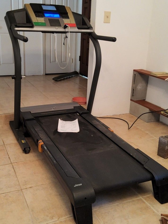 NordicTrack Viewpoint 2800 Treadmill