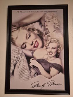 Marilyn Monroe  in  frame