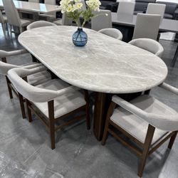 Beautiful Dining Table Modern $10DOWN 