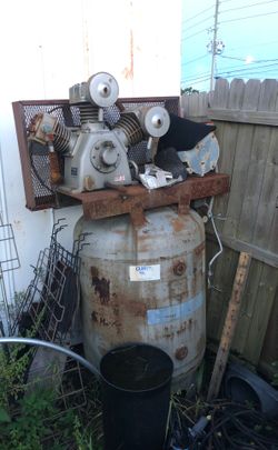 Air Compresors for parts or Repair