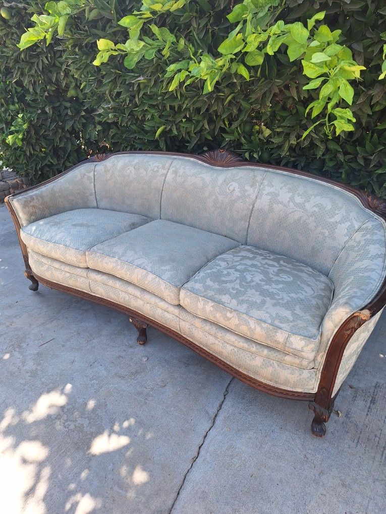 FREE Antique Sofa