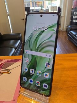 Moto razr plus 2024