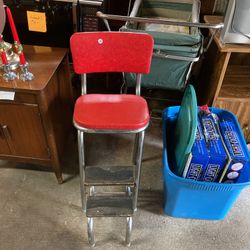 Vintage Chair W/steps