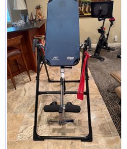 Inversion table