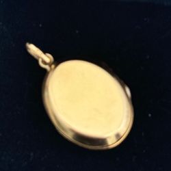 Locket Pendant 