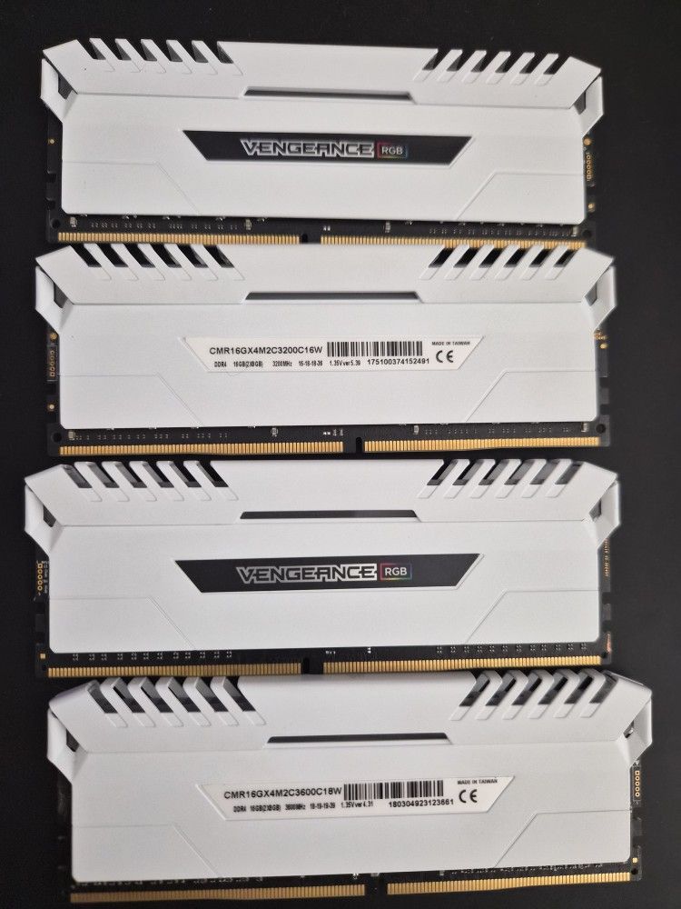 corsair rgb ddr4 ram 16gb X 4