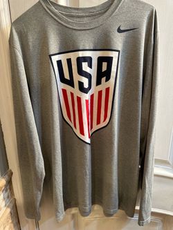 Nike USA soccer grey long sleeve shirt