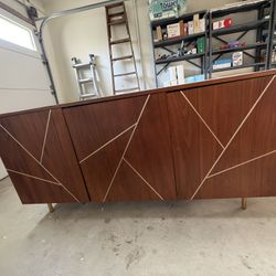 Bar / Storage cabinet