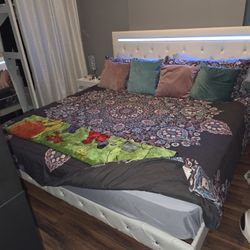 Kind Size Bed Frame 