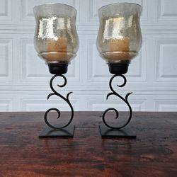 2 Candle Holders 