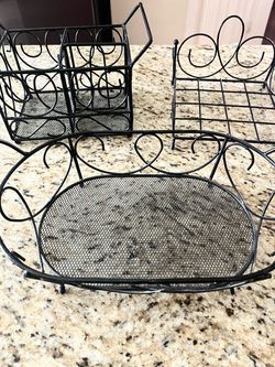 Silverware and plate caddy set