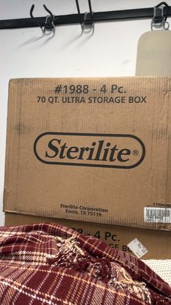 Sterilite 70 Qt Ultra Storage Box 4-Piece