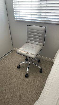 Gray silver chrome rolling adjustable height office chair bedroom desk Gray silver chrome rolling adjustable height office chair bedroom desk