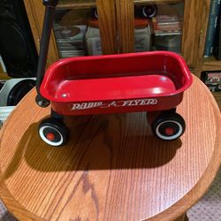 Mini radio flyer wagon