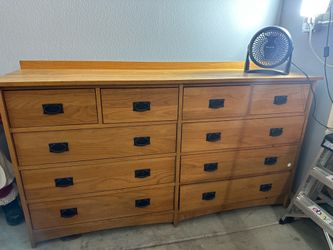 Solid oak Dresser
