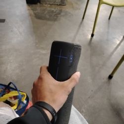 Ue Bluetooth Speaker Megaboom