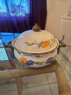 Enamel Dutch Oven with Floral Design