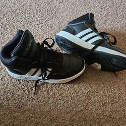 Size 4 Adidas 